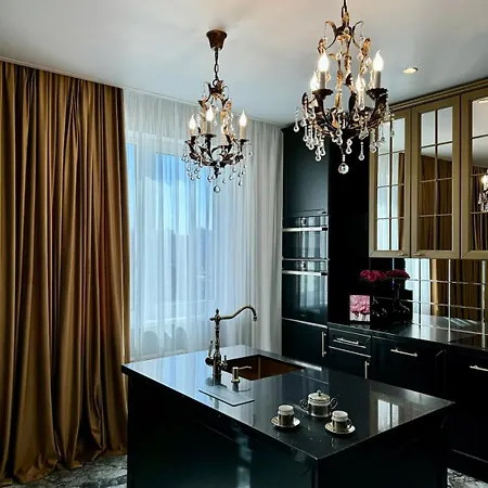 Vip Arcadia Apartment